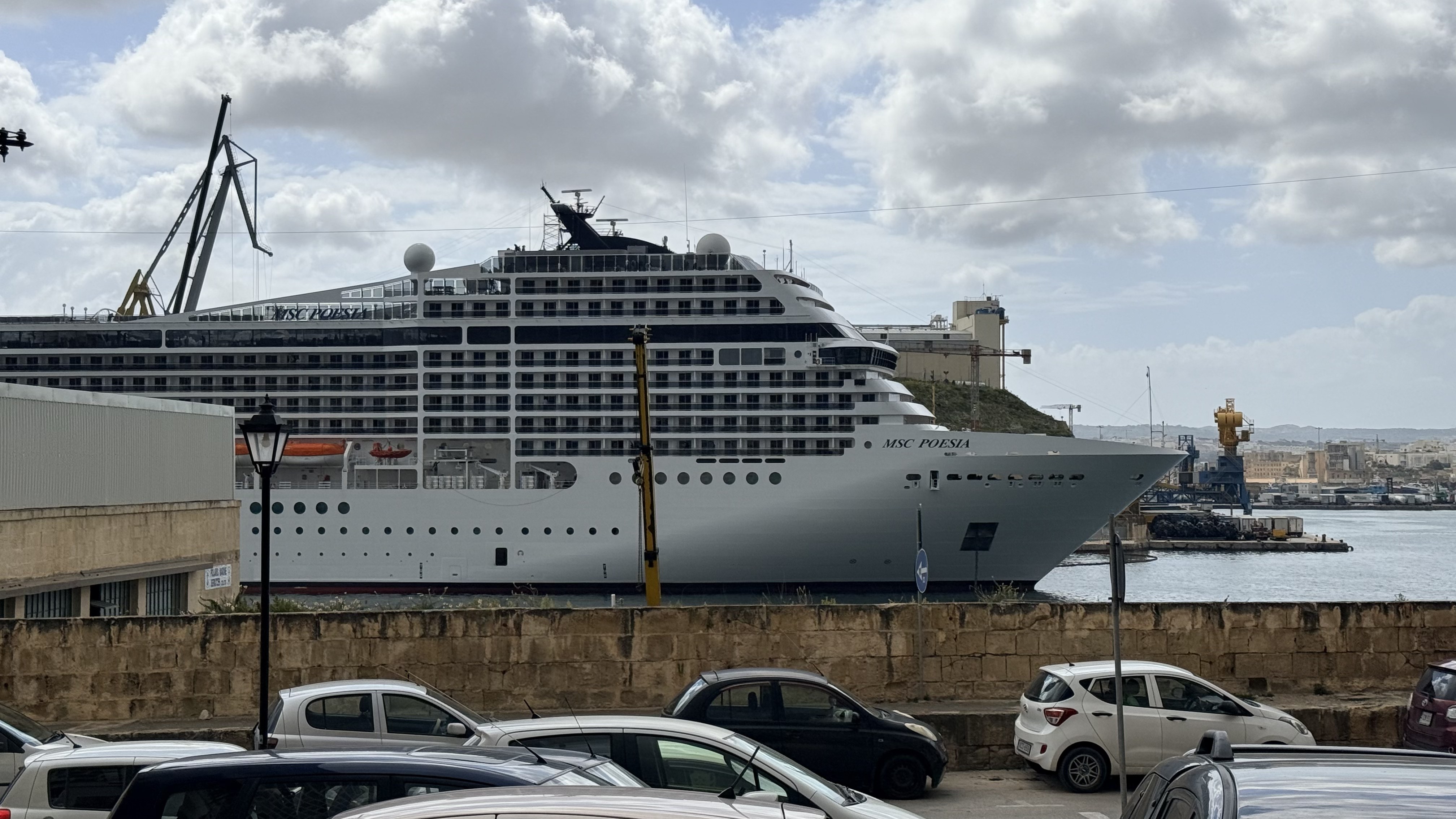 MSC Poesia